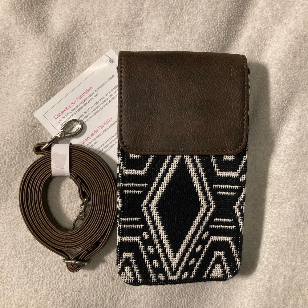 ThirtyOne Call Me Crossbody, Rio Weave pattern